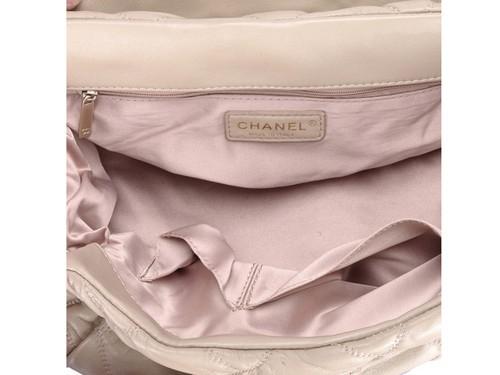 シャネルスーパーコピーCHANEL カーフスキンショルダーバッグ アイボリー A35611